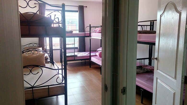 Hostal Suratthani Airport Hostel
