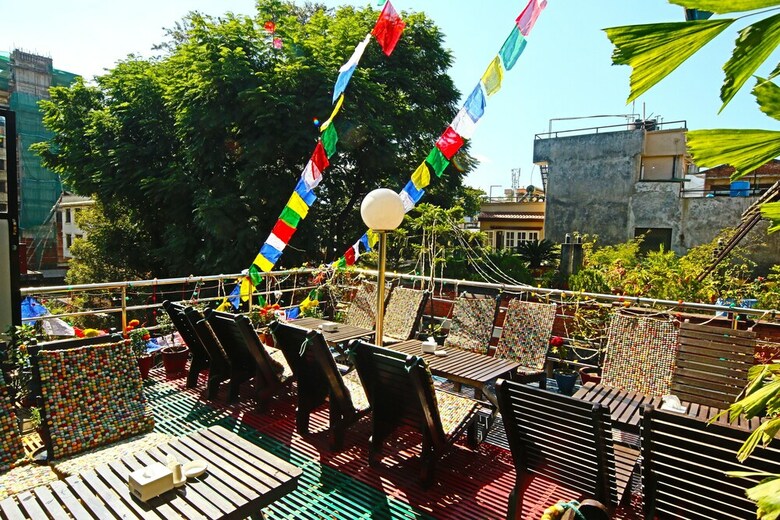 Shangri-la Boutique Hotel