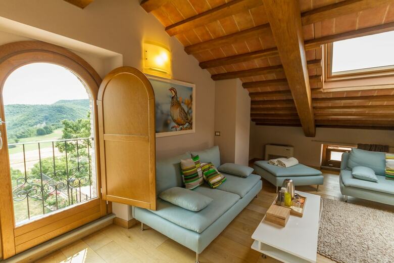 Agroturismo Tenuta Borgo Santa Cecilia