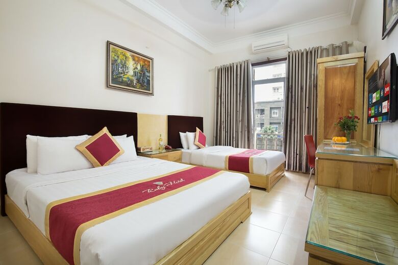 Ruby Hotel