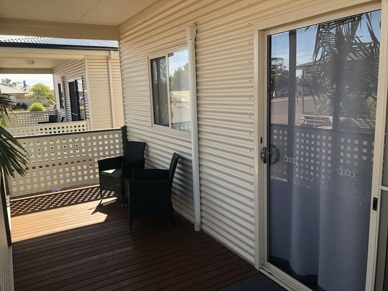 Apartamentos Sundowner Cabin And Tourist Park