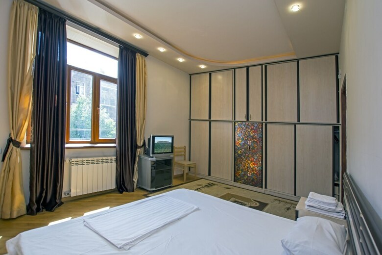 Flatsinyerevan - Apartments By Republic Square