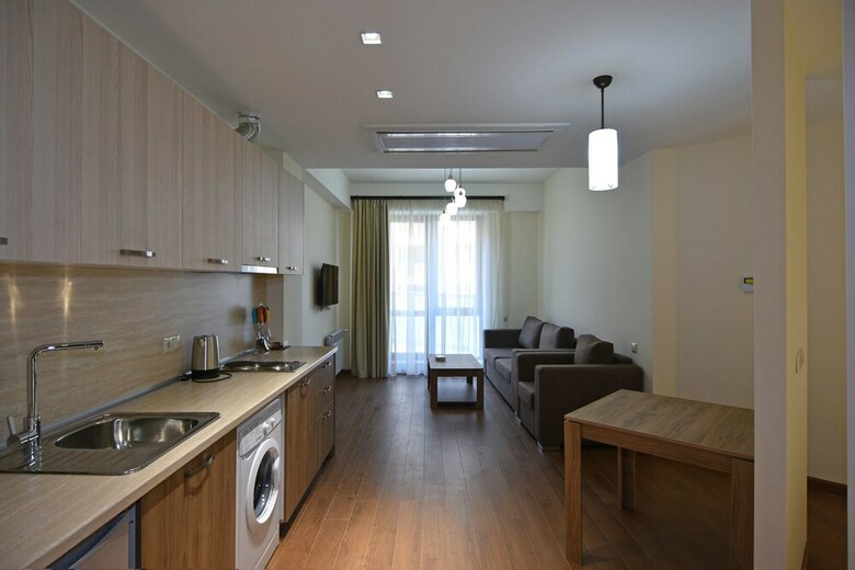 Flatsinyerevan - Apartments By Republic Square
