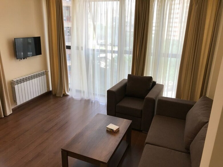 Flatsinyerevan - Apartments By Republic Square
