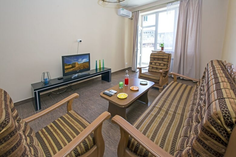 Flatsinyerevan - Apartments By Republic Square