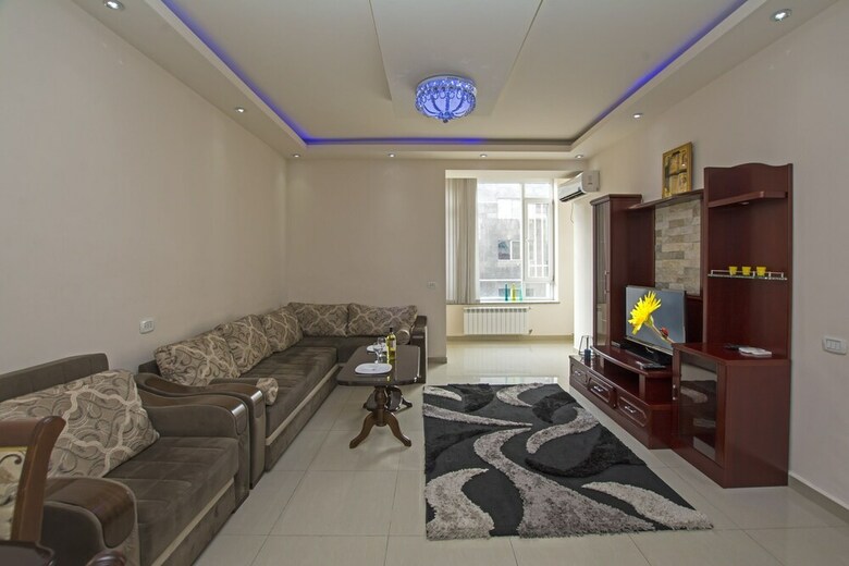 Flatsinyerevan - Apartments By Republic Square