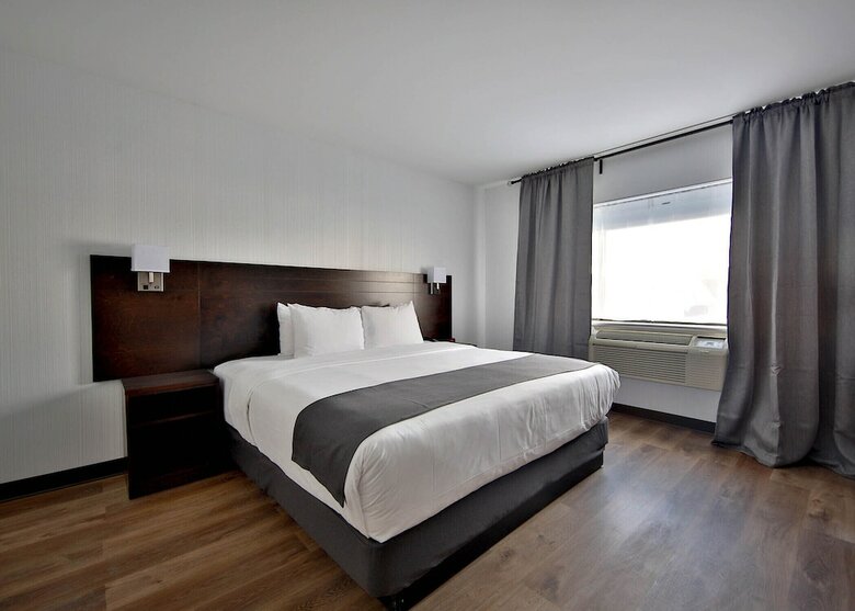 Hotel H�tel Newstar Montr�al