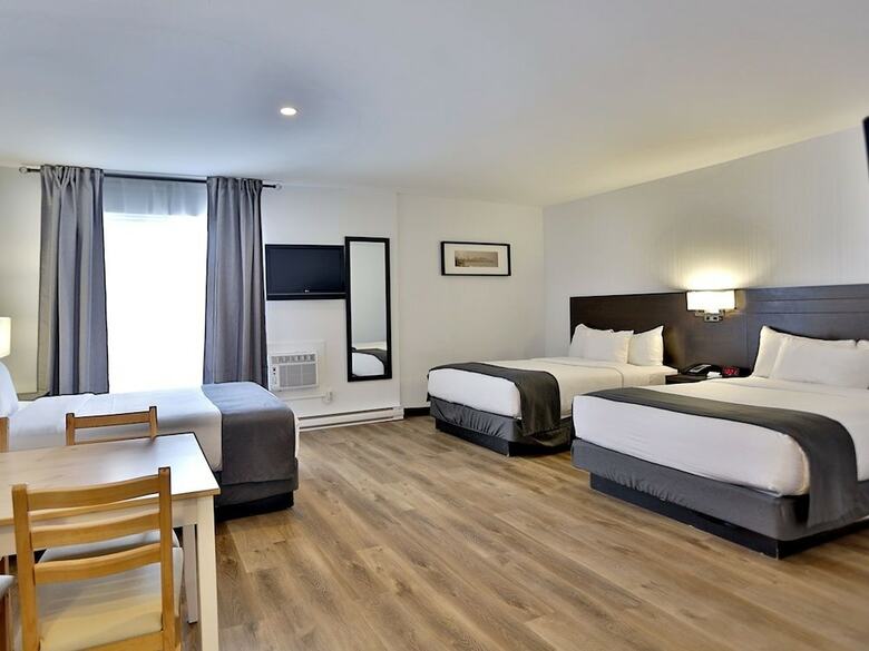 Hotel H�tel Newstar Montr�al