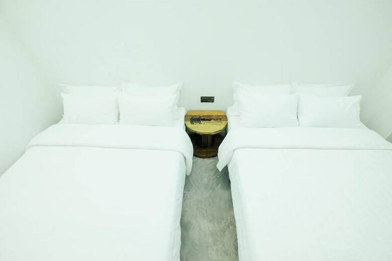 White Loft Hotel