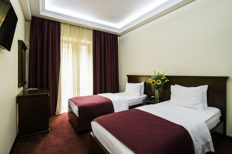 Elegant Hotel & Resort