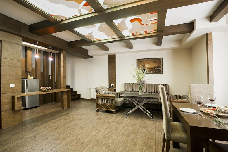 Elegant Hotel & Resort