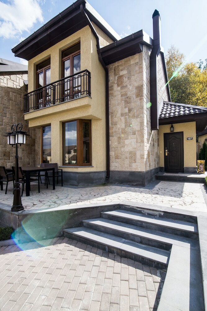Elegant Hotel & Resort