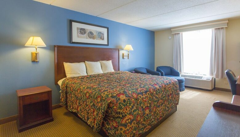 Hotel Studios And Suites 4 Less Western Branch