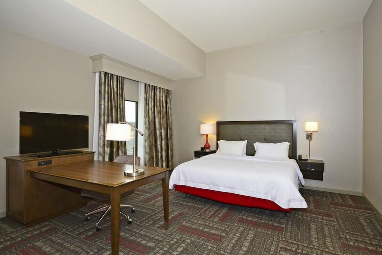 Hotel Hampton Inn Pulaski
