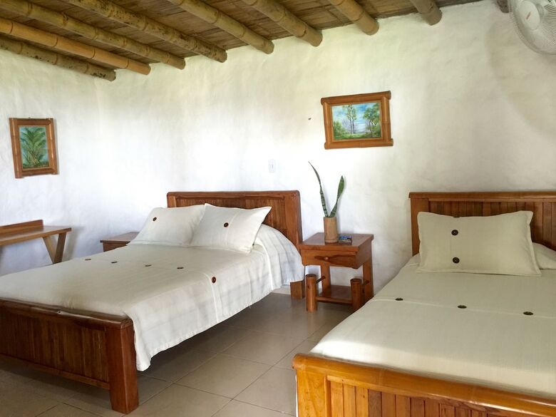 Hotel Campestre Los Nogales