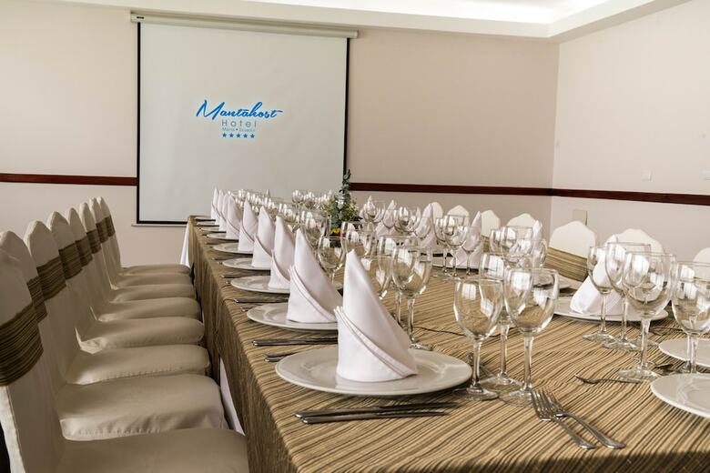 Mantahost Hotel