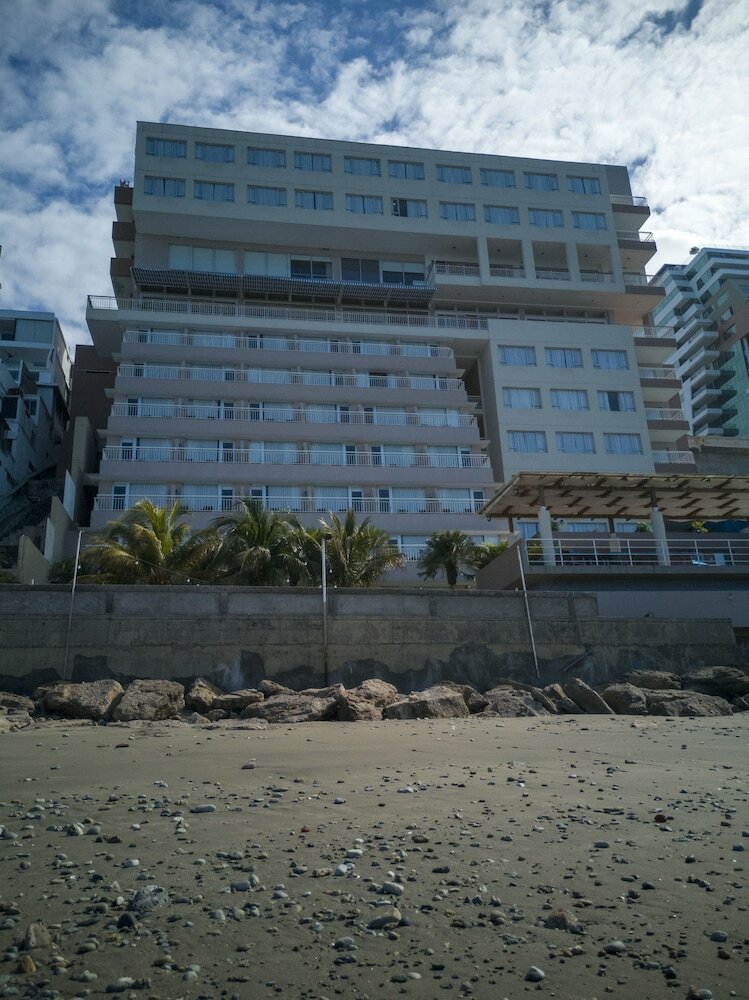 Mantahost Hotel