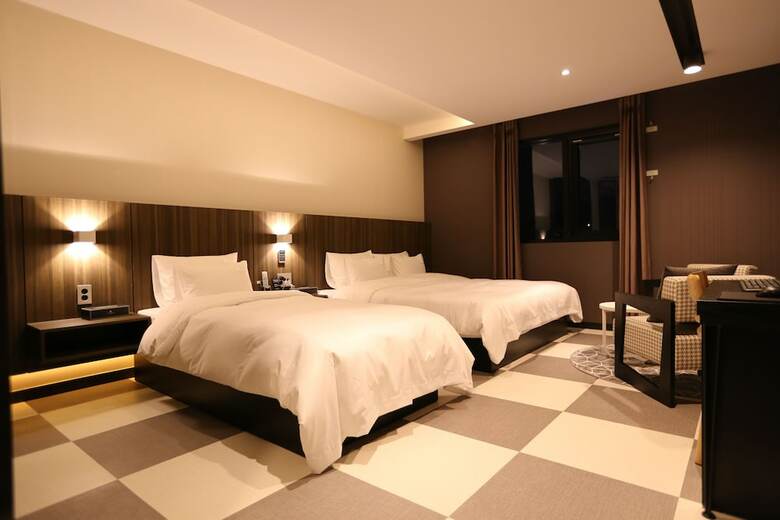 Le Idea Hotel