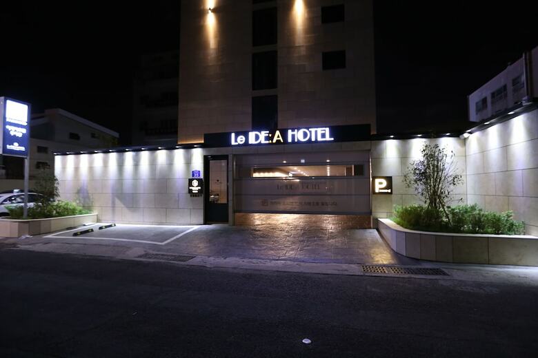 Le Idea Hotel