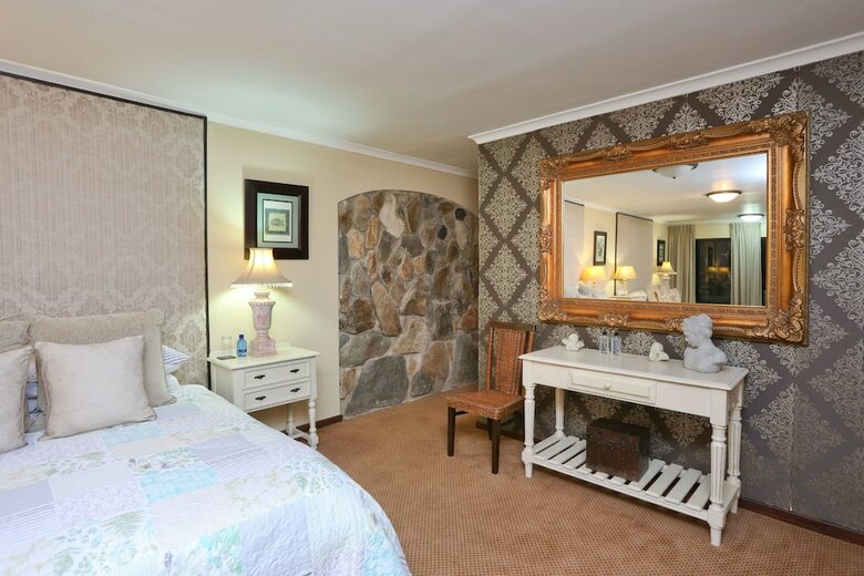 Hotel Shangri-la Manor - Adults Only