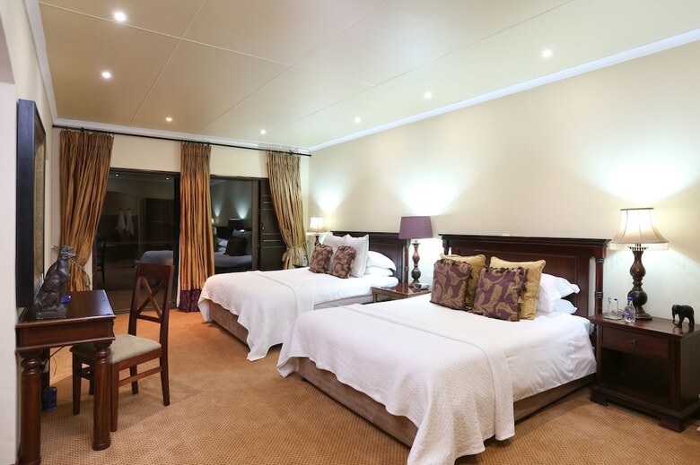 Hotel Shangri-la Manor - Adults Only