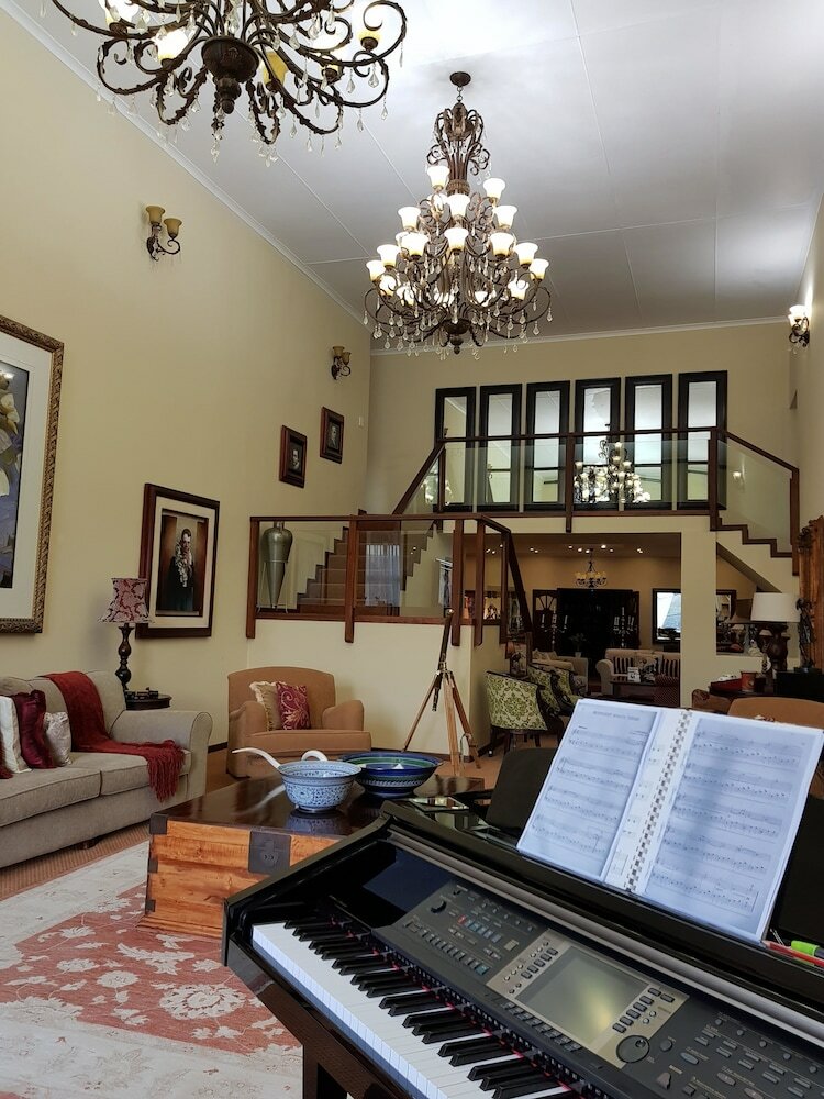 Hotel Shangri-la Manor - Adults Only