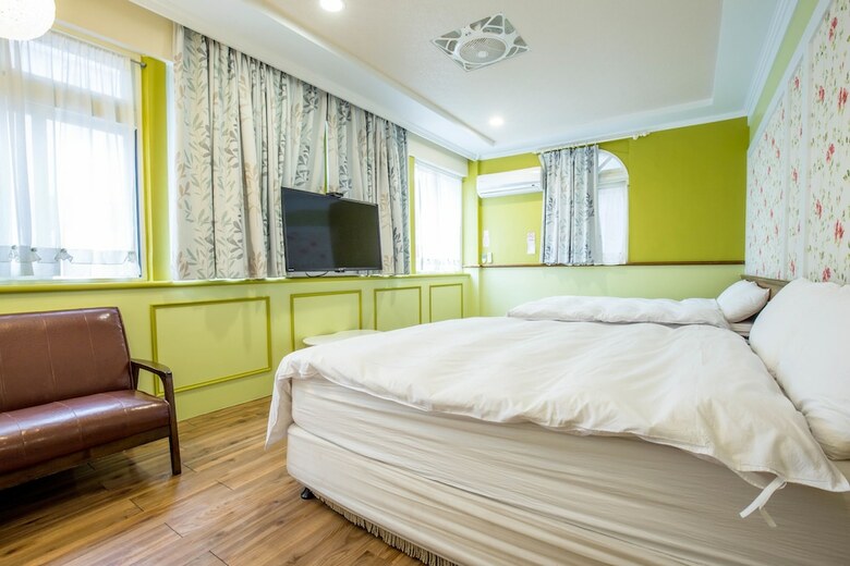 Bed & Breakfast N. Castle Hotel