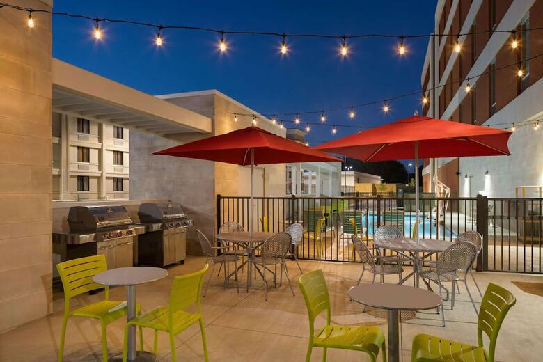 Hotel Home2 Suites By Hilton Charlotte Airport