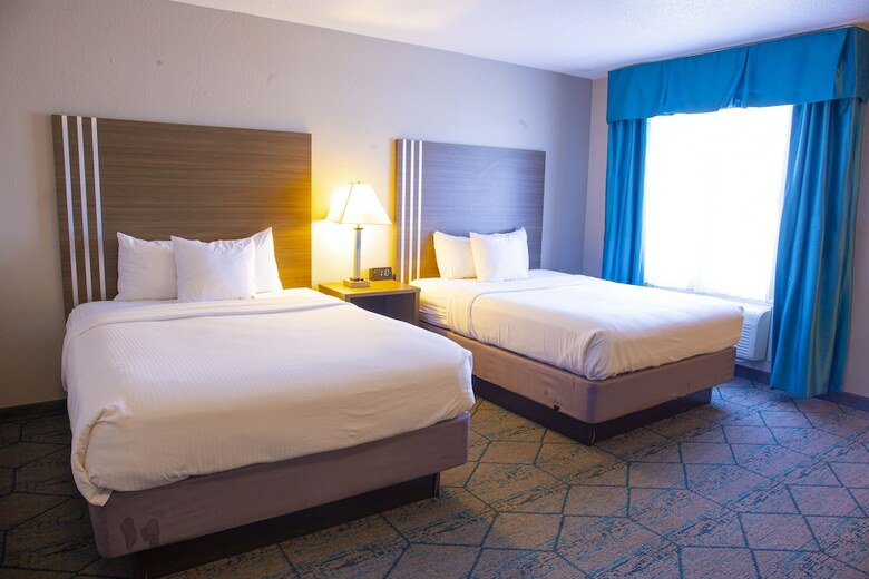 Hotel Baymont By Wyndham Effingham