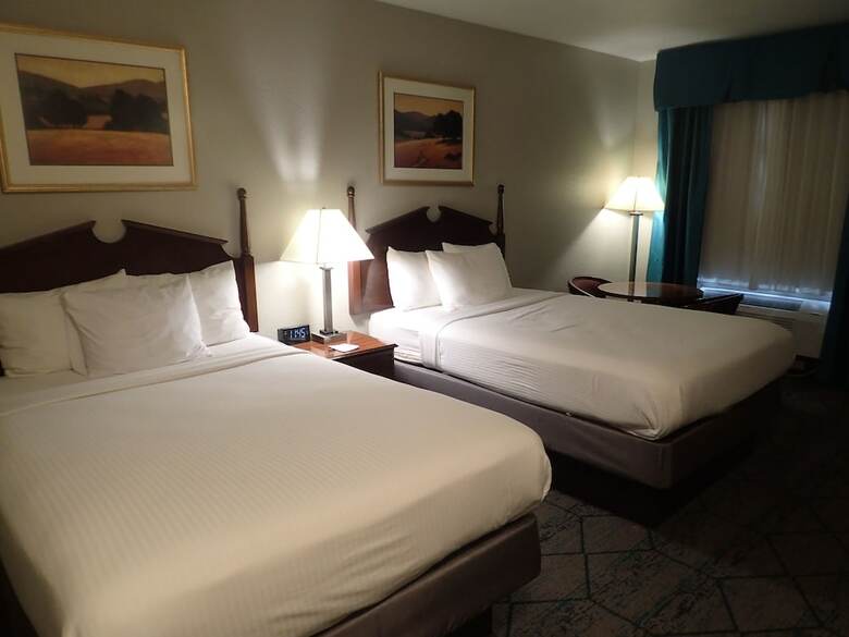 Hotel Baymont By Wyndham Effingham