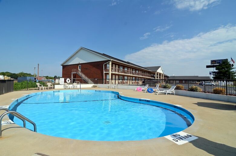 Hotel Baymont By Wyndham Effingham