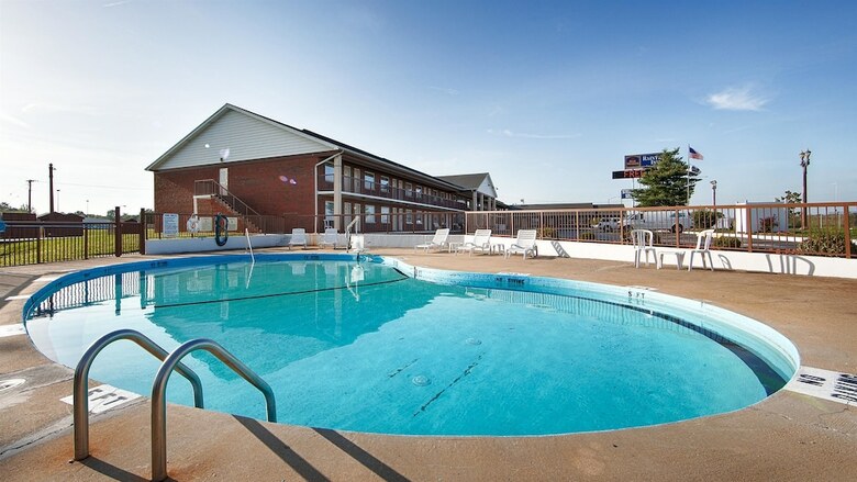 Hotel Baymont By Wyndham Effingham