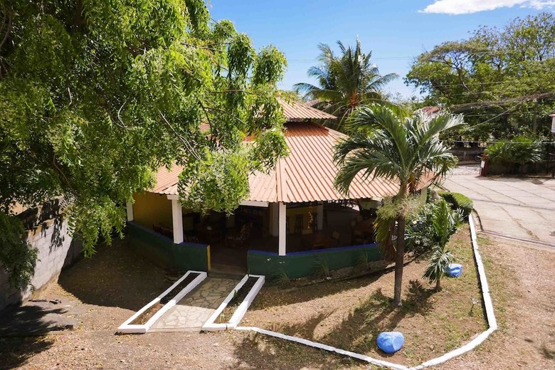 El Pacifico Hotel