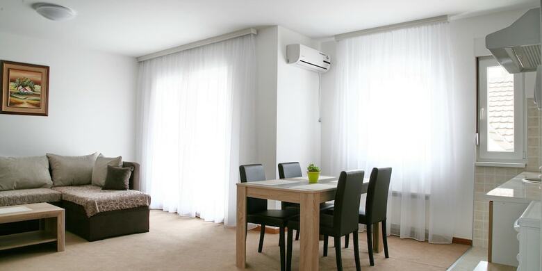 Apartamentos Lala Luxury Suites