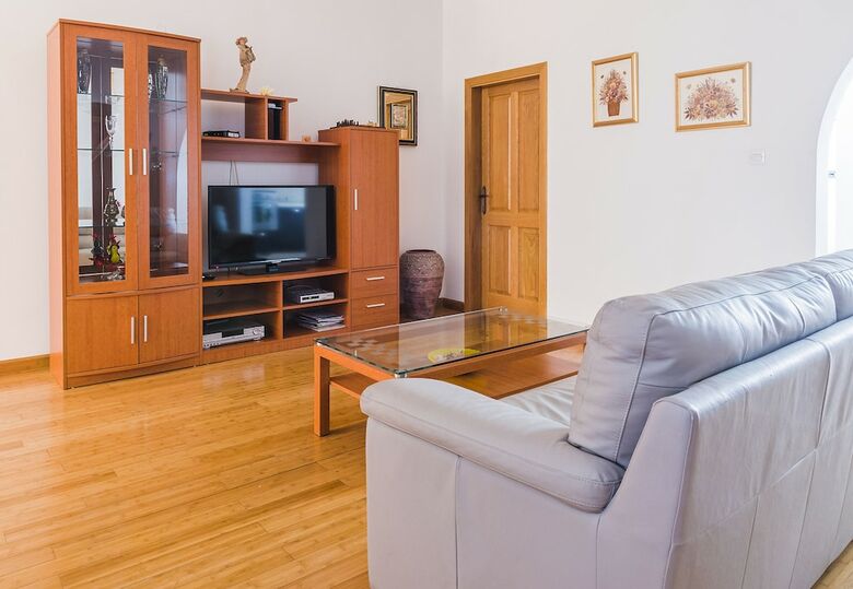 Hotel Marble Arch Home