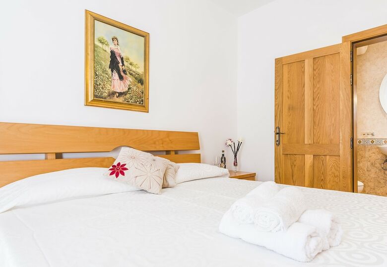 Hotel Marble Arch Home