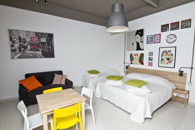 Nula Apartments