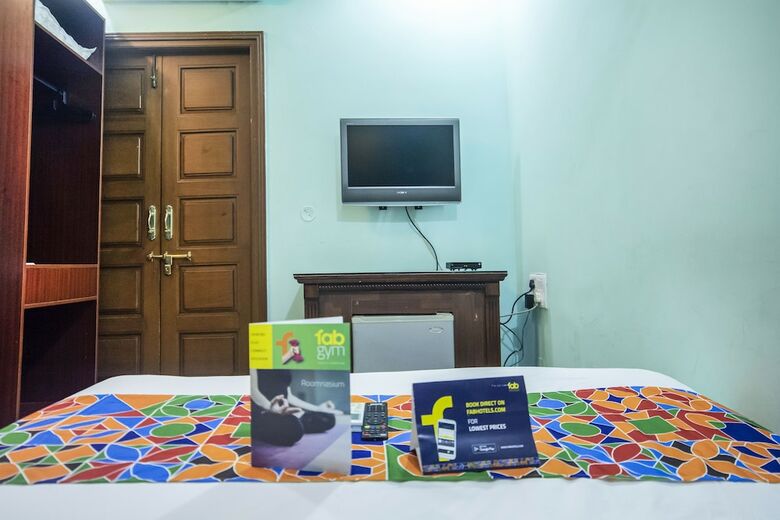 Fabhotel Blossoms T Nagar