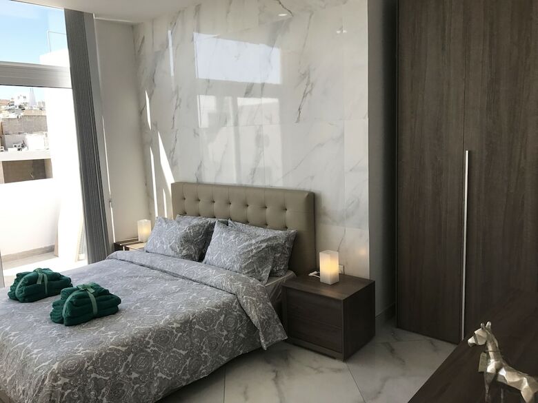 Hotel Isola Del Mar Home