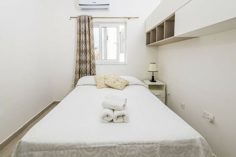 Hotel Isola Del Mar Home
