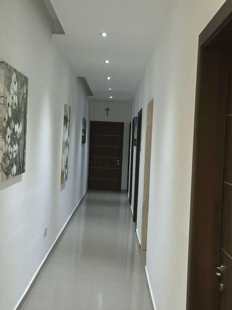 Hotel Malta Rent Rooms