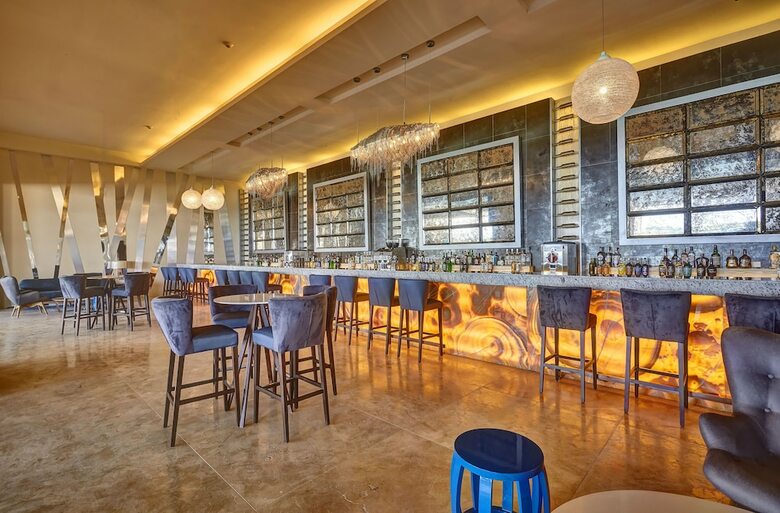 Hotel Royalton Negril Resort & Spa - All Inclusive