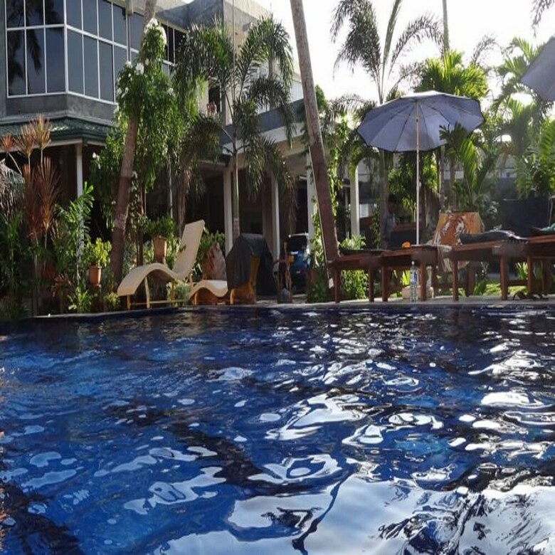Vista Maple Leaf Hotel