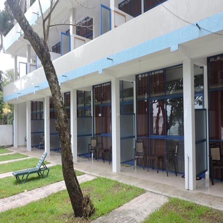Hotel Vista Paradise Beach Resort