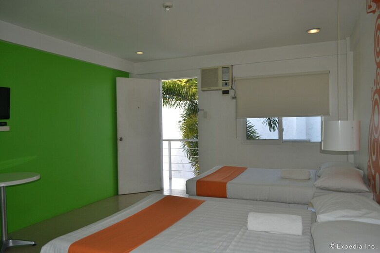 Islands Stays Hotels- Mactan
