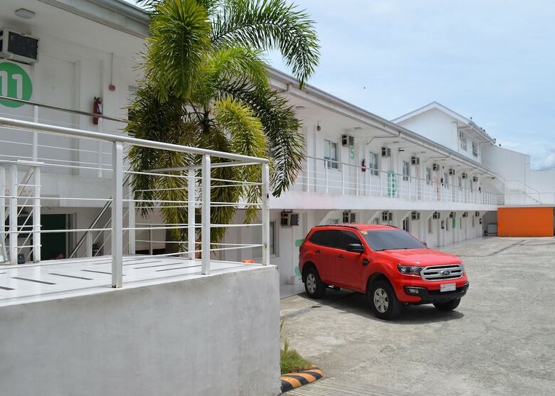 Islands Stays Hotels- Mactan