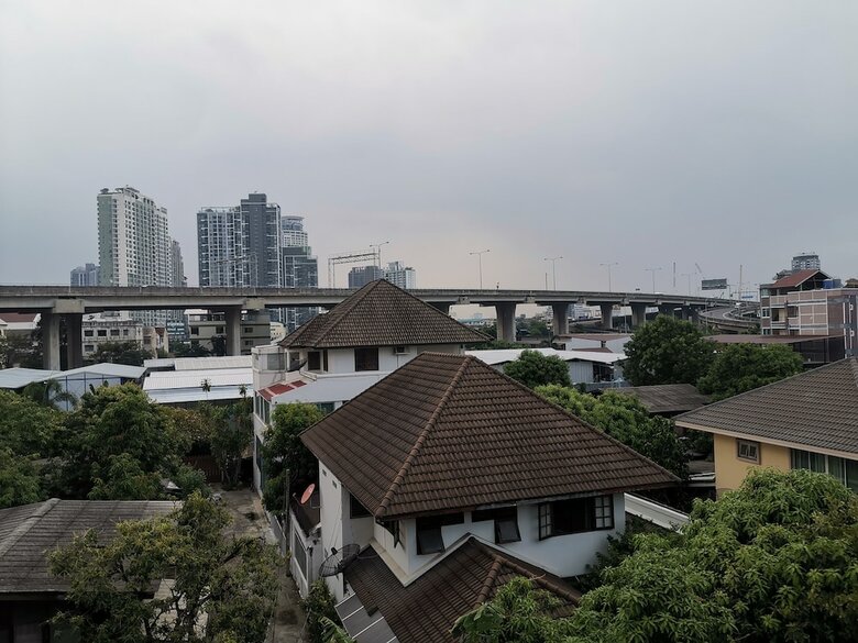 Hostal Hide Bangkok Hostel