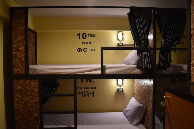 Hostal Hide Bangkok Hostel