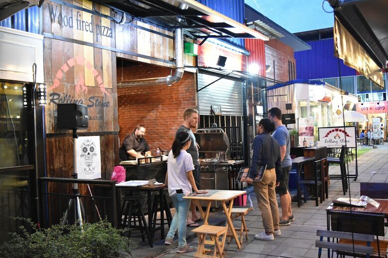 Hostal Hide Bangkok Hostel