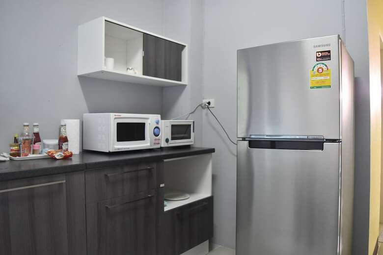 Hostal Hide Bangkok Hostel